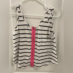 Summer crop top! Loose fit!